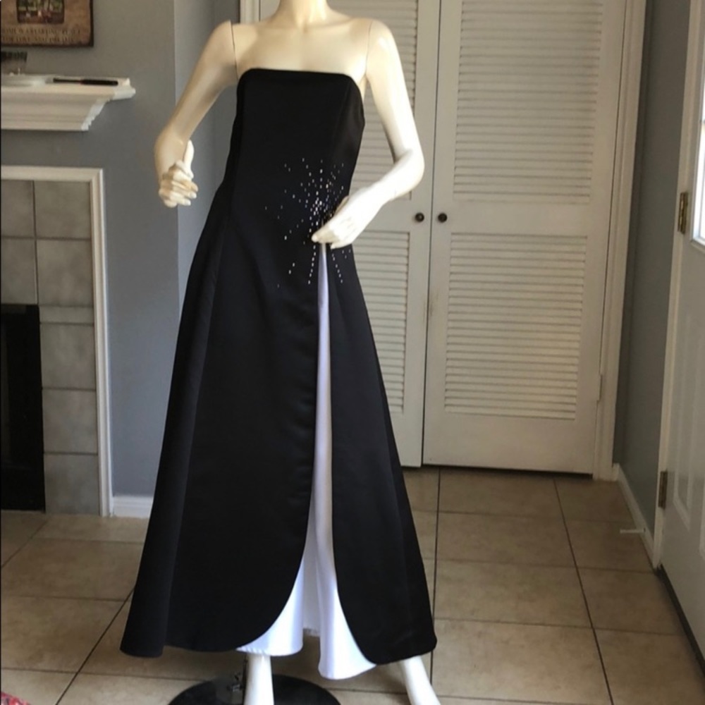 Black & White Starburst Ball Prom Dress BEAUTIFUL